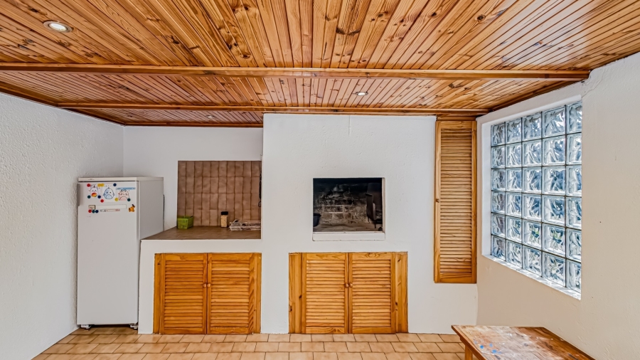 3 Bedroom Property for Sale in Monte Vista Western Cape